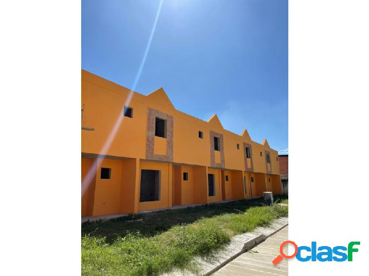 Con financiamiento, Townhouse en Guacara. C-5007144