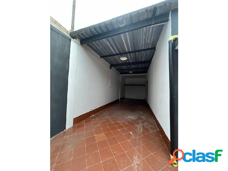 Deposito Comercial en Alquiler, Sector La Cooperativa,