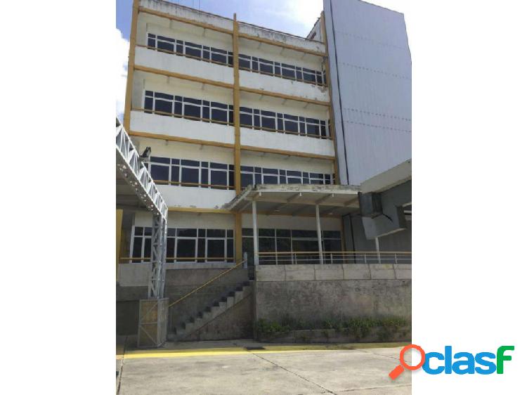 EDIFICIO ADMINISTRATIVO + GALPON EN VENTA EN PALO VERDE