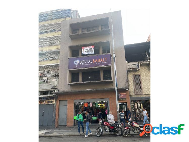 EDIFICIO EN VENTA EN LA AV BARALT