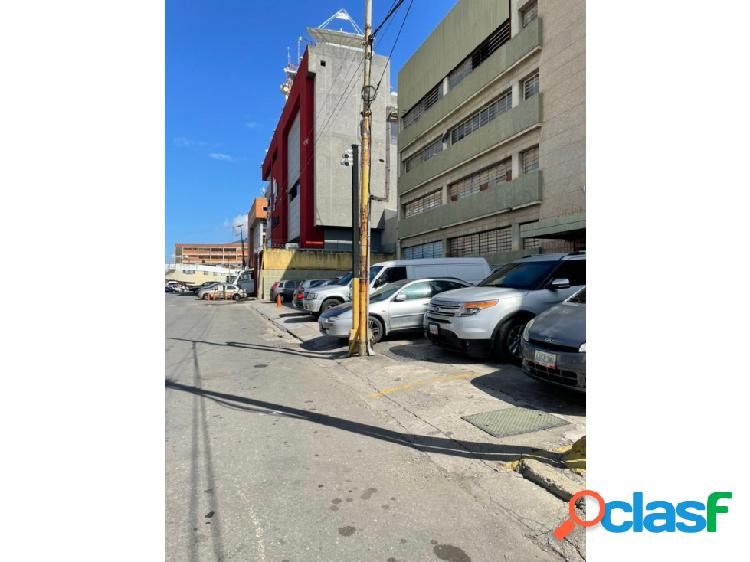 EDIFICIO INDUSTRIAL EN VENTA 7.271 M2 - URB. BOLEITA NORTE