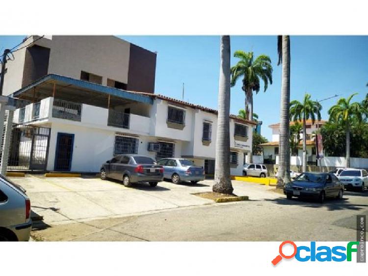 EN VENTA CASA COMERCIAL EN LA VIÑA TCL PARA REMODELAR