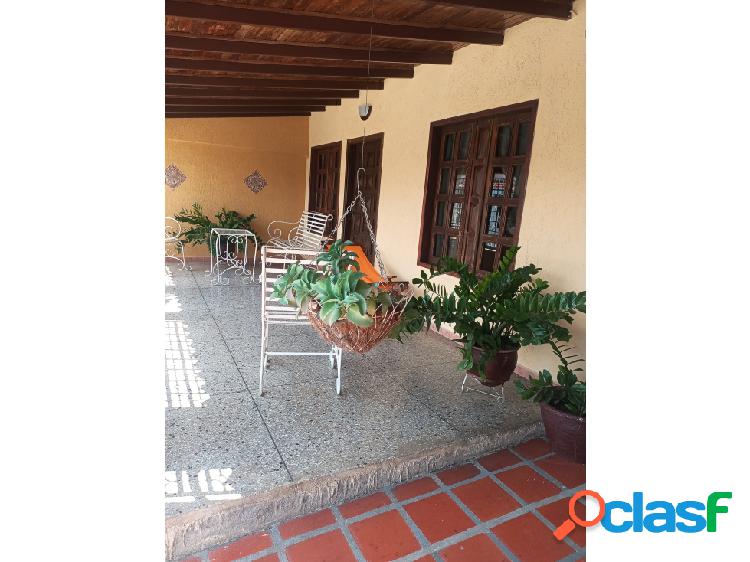 EN VENTA CASA EN DOMINGA ORTIZ DE PÁEZ