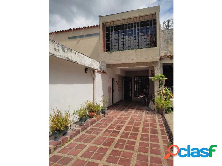 EN VENTA CASA EN LAS QUINTAS DE NAGUANAGUA