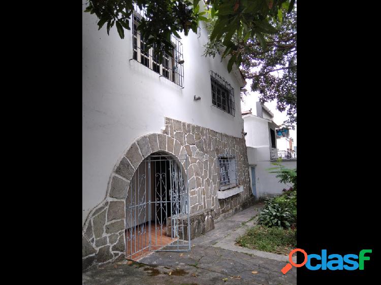 EN VENTA CASA para uso Comercial ubicada en San Bernardino