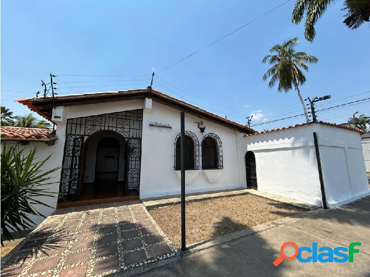 EN VENTA GRAN CASA ESTILO COLONIAL