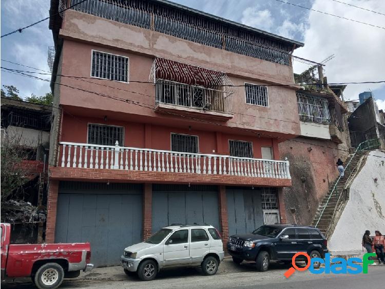 Edificio Comercial y Residencial En El Junquito Km 5 (R.D.)