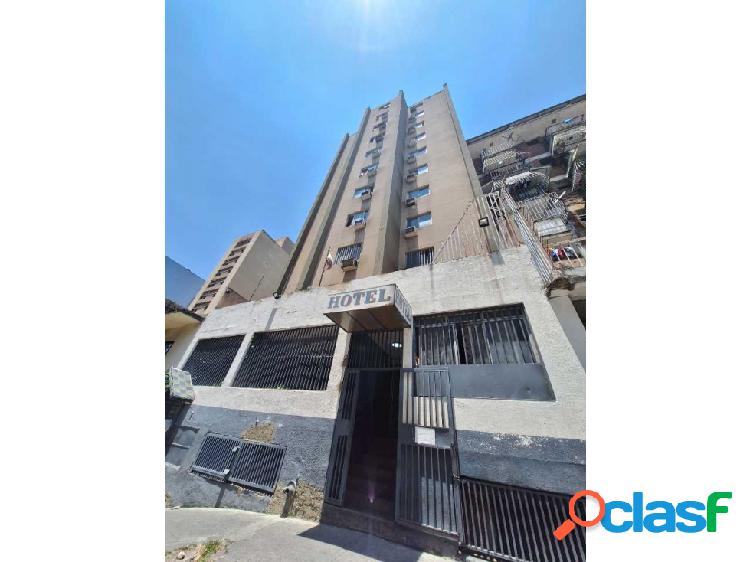 Edificio para remodelar 4320m2 70hab. Av Baralt.