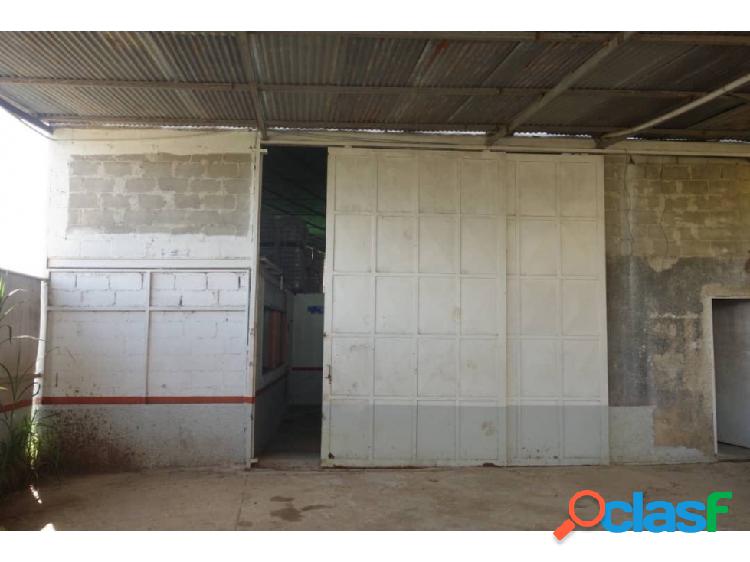 En Alquiler Galpon Industrial Carrizal 1300m2