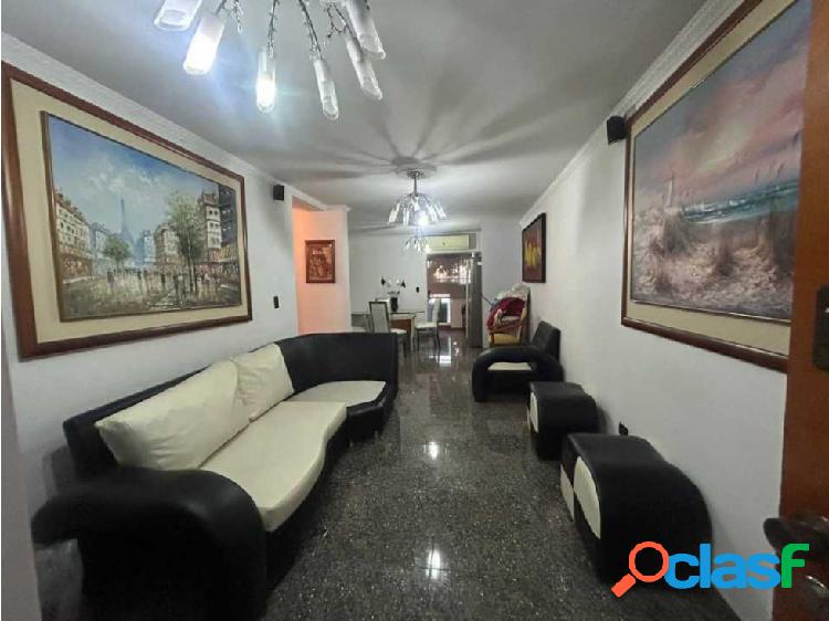 En VENTA Apartamento Amoblado 75M2 2/2/1 Ubicado en