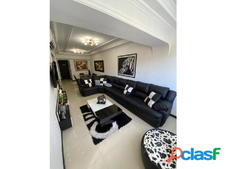 En Venta Apartamento Residencias Chelsea Court El Parral