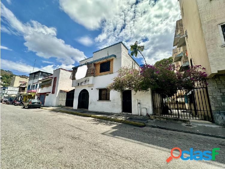 En Venta Casa Comercial en Los Chaguaramos MGG