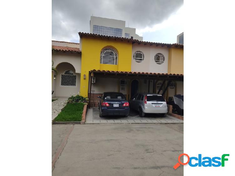 En Venta Casa en Urb. La Alhambra, sector este Barquisimeto