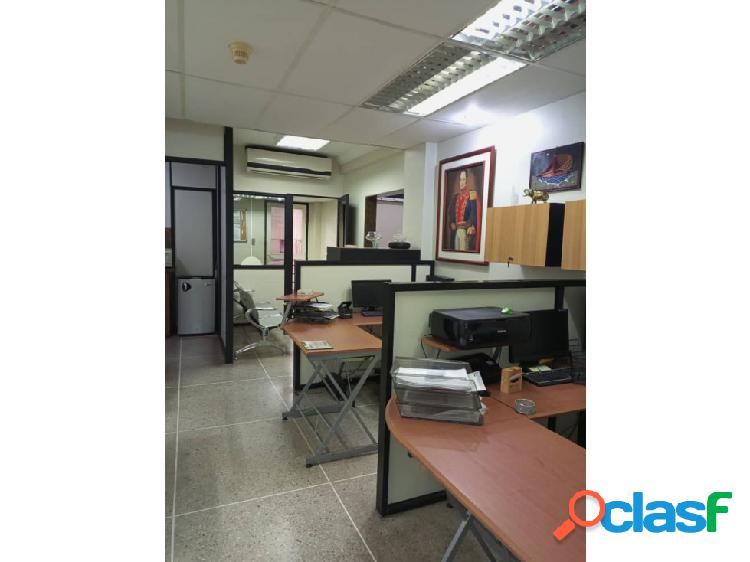 En Venta Oficina en Puerto Cabello, en Centro Comercial