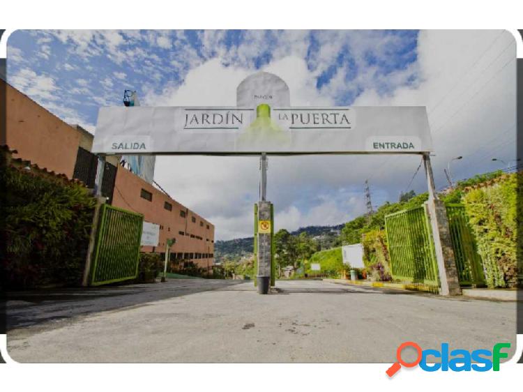 En Venta Parcela de dos Puestos $1200 Sector Hoyo de la