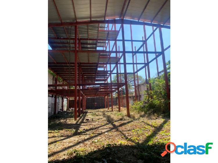 En Venta galpon/terreno Av. Santos Michelena, Maracay, Edo.