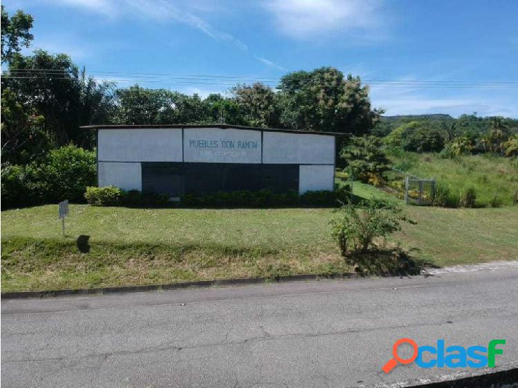 En Venta o Alquiler Galpón Comercial