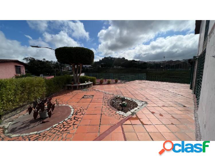 En venta Casa en Prados del Este, calle Cerrada