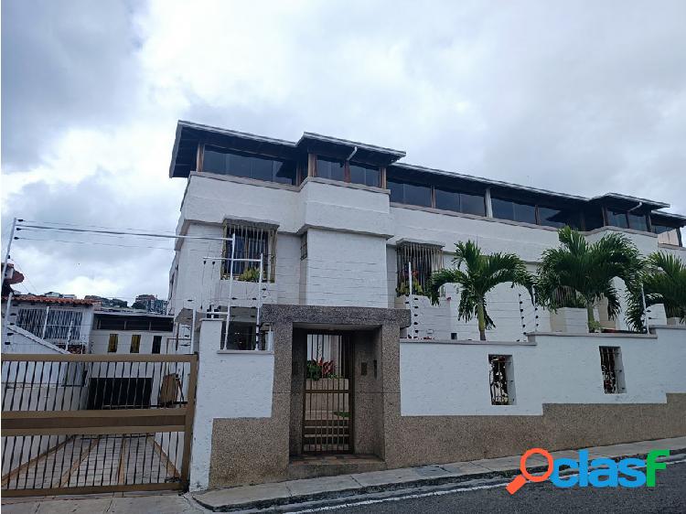 En venta Hermosa casa en la Urbanización Colinas de Bello