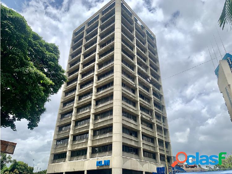 En venta Oficina Torre KLM,100M² sin mobiliario.