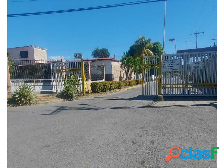 En venta acogedora casa ubicada en la Urb El Remanso de