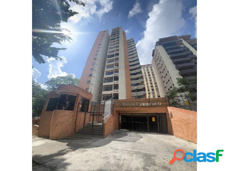 En venta apartamento en Valles de Camoruco