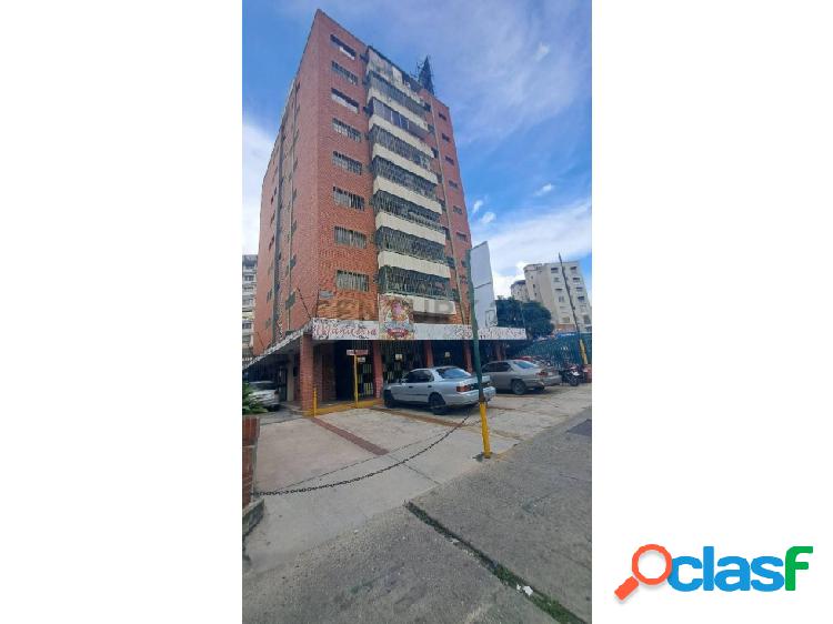 En venta espaciosa oficina, en Los Dos Caminos, Av Fco de