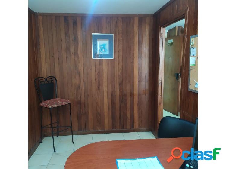 En venta oficina C.C.P Av. Bolívar