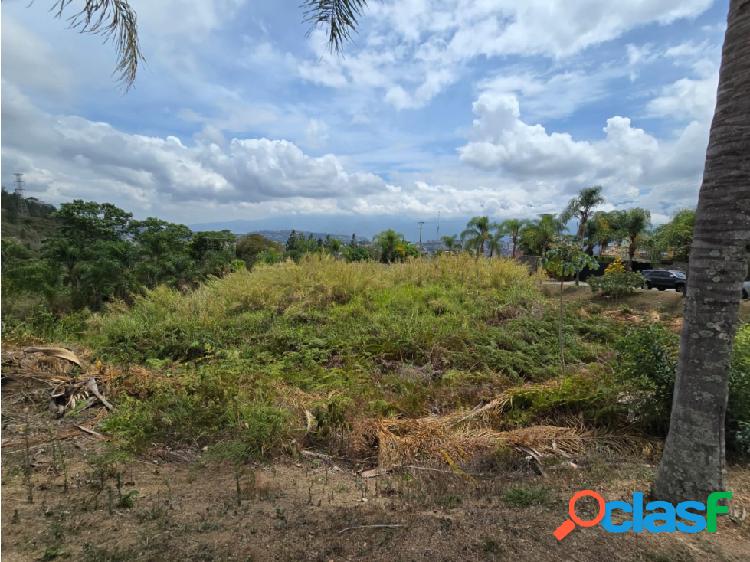 Excelente terreno en Loma Chispia