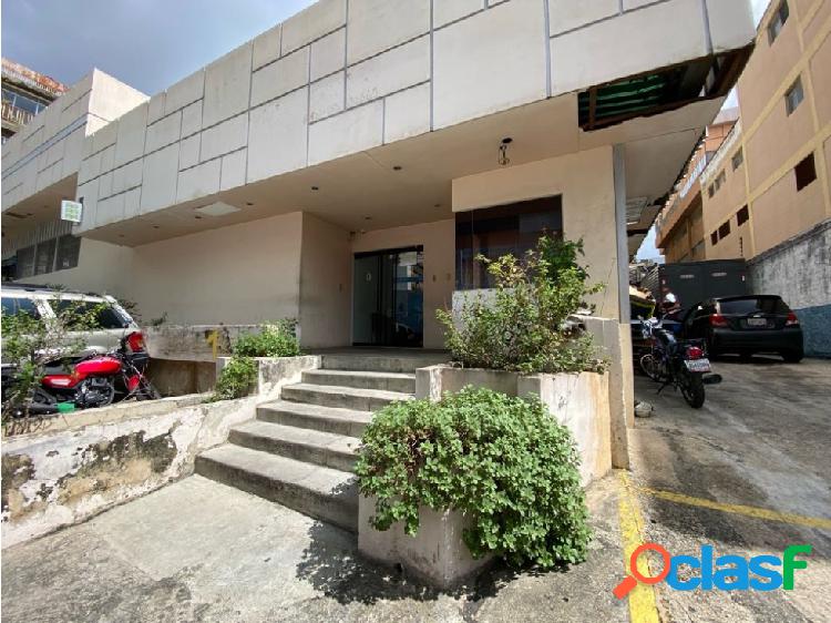 Galpón de 870m2 en venta en La Urbina