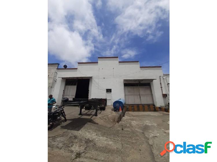 Galpón en Alquiler 1420m2 La Guaira 4324