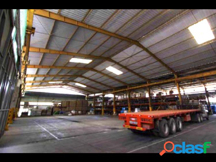 Guatire/Galpon industrial con oficinas/6800m2/En Alquiler