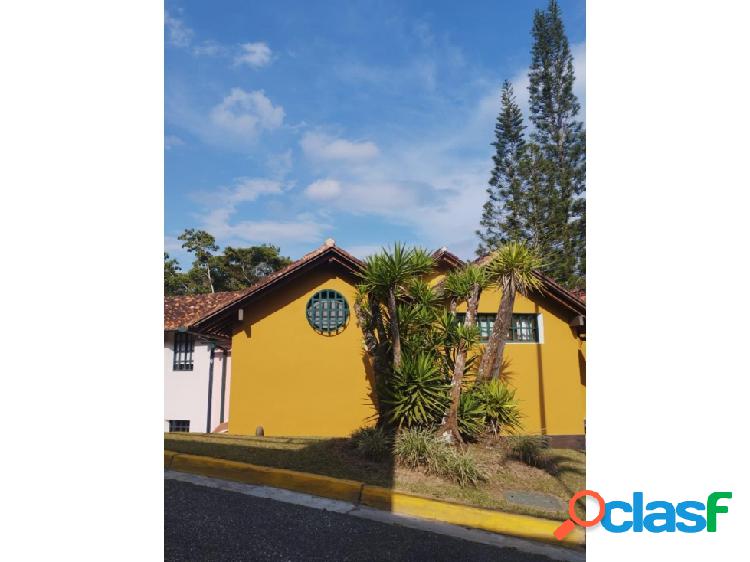 Hermoso TH en venta en Hoyo de la puerta - Tazón