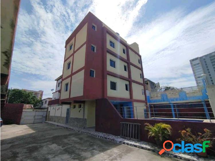 Hotel en Venta en Tucacas DL-8001336