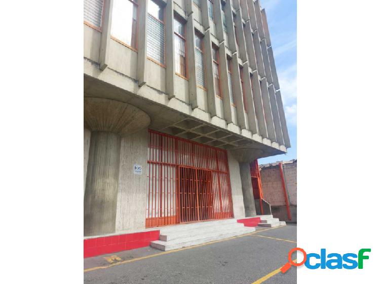 LA YAGUARA LOCAL 184m2 con fachada para ventas detal