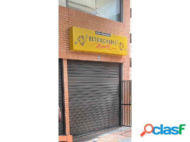 LOCAL COMERCIAL / VENTA / LA BOYERA / 32m2