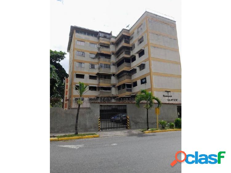 La Trinidad Apartamento Remodelado en Venta Lni