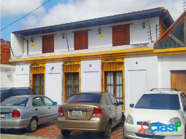 Local Comercial en venta 2 Niveles a pie de Calle El Hatillo