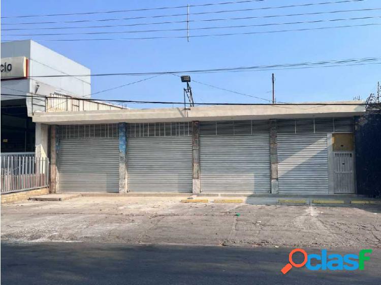 Locales de 150m2 en Av. Bolivar de Maracay