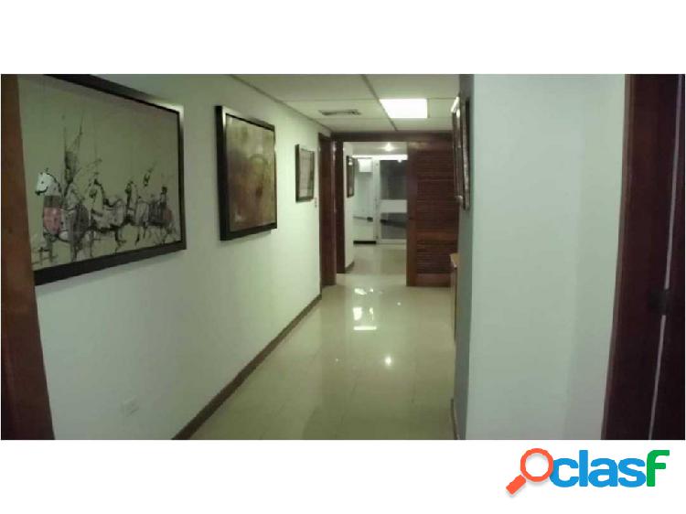 OFICINA CENTRO PLAZA 180M2 VENTA