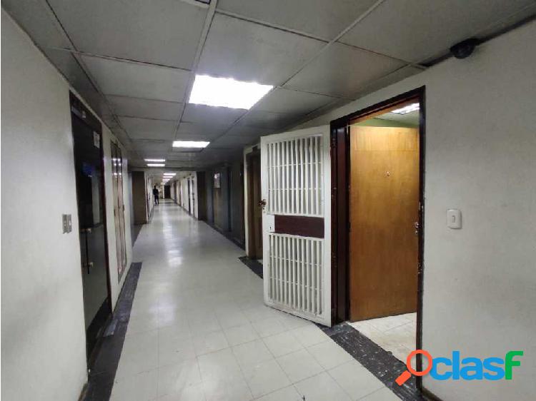 OFICINA PARQUE CARABOBO 124M² VENTA (NEG)