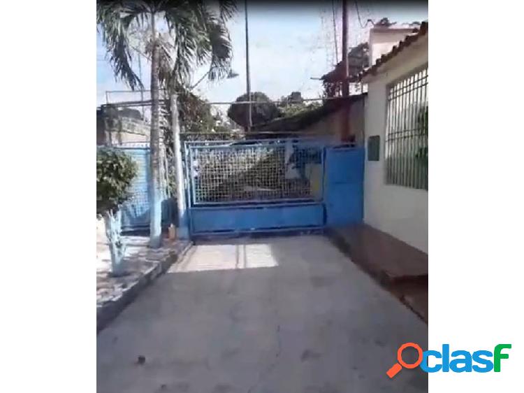 Oferta Se vende Casa con Galpón en San Antonio de Yare