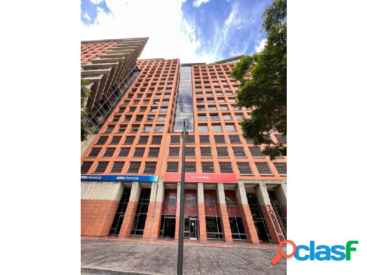 Oficina corporativa de 360m2 en venta en Chacao Torre