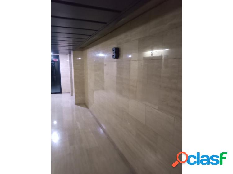 Oficina en Alquiler Torre Polar 195m MP