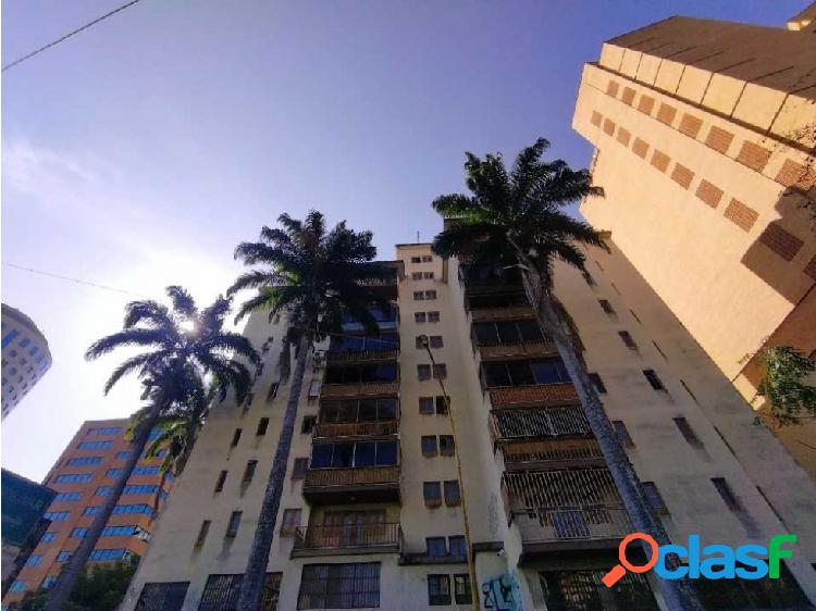 Oficina en venta en la Av Bolivar Om-6308818