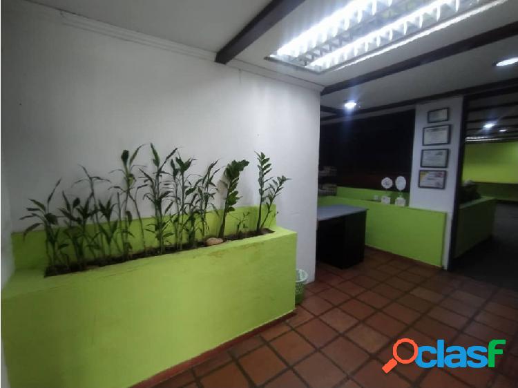 Oficina en venta en la av. Bolivar Torre Exterior PE-6976277