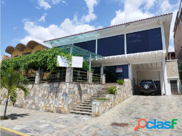 Posada en venta - La Guaira, Playa Grande