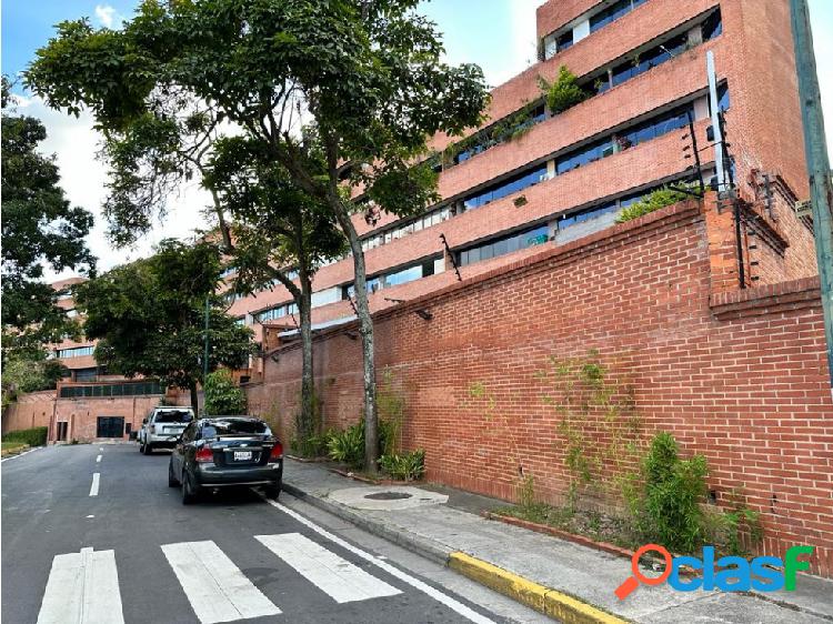 SE ALQUILA APARTAMENTO EN COLINA DE VALLE ARRIBA ACTUALIZADO