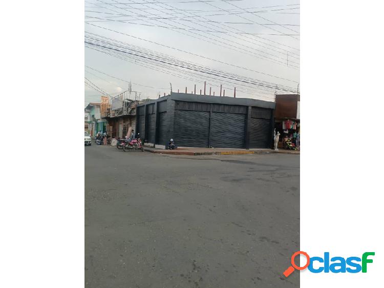 SE ALQUILA LOCAL COMERCIAL ZONA CENTRICA CARRERA 07 CON 18