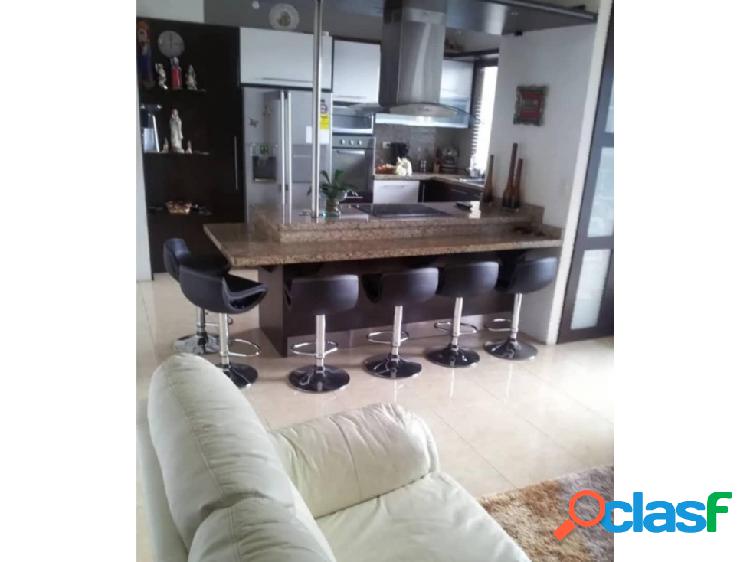 SE VENDE APARTAMENTO EN LECHERIA VE01-0365LE-MN